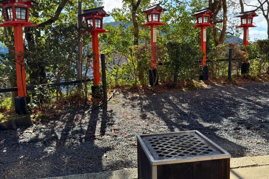 鞍馬寺にある喫煙所